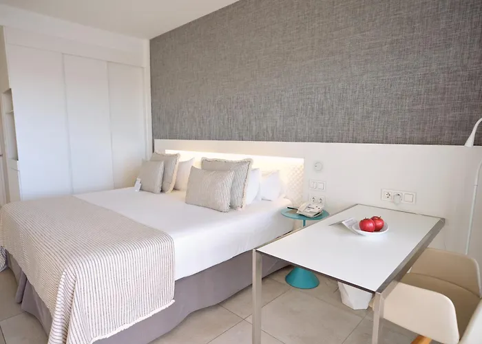 Hotel Estimar Suitopia