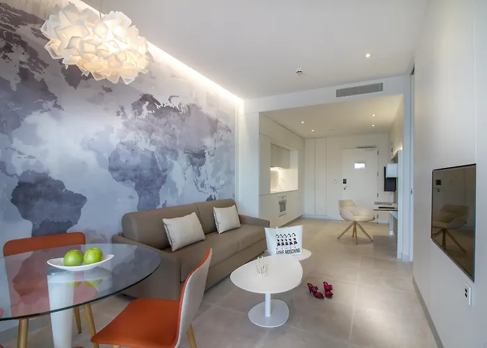 Estimar Suitopia 4* 칼페