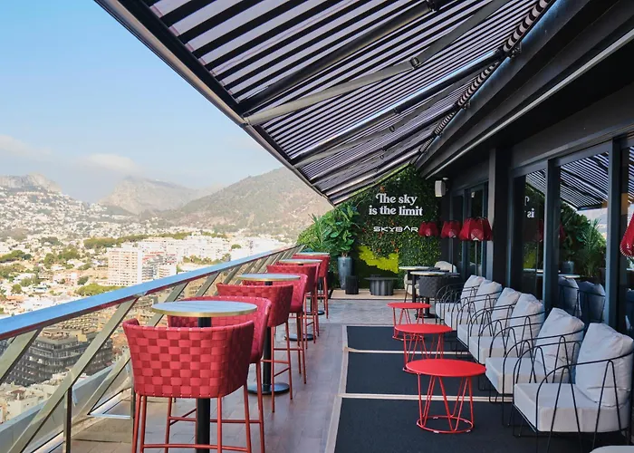 Estimar Suitopia Hotel