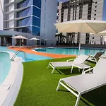 Estimar Suitopia Hotel