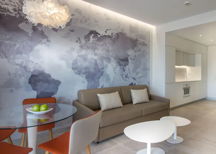 Hotell Estimar Suitopia 4*